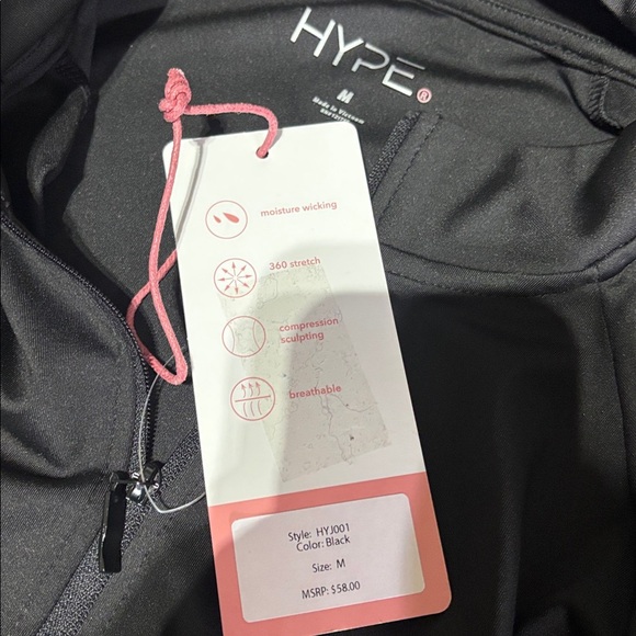HYPE Moisture wicking, 360 stretch, compression sculpting, breathable,4 pockets - Picture 8 of 11